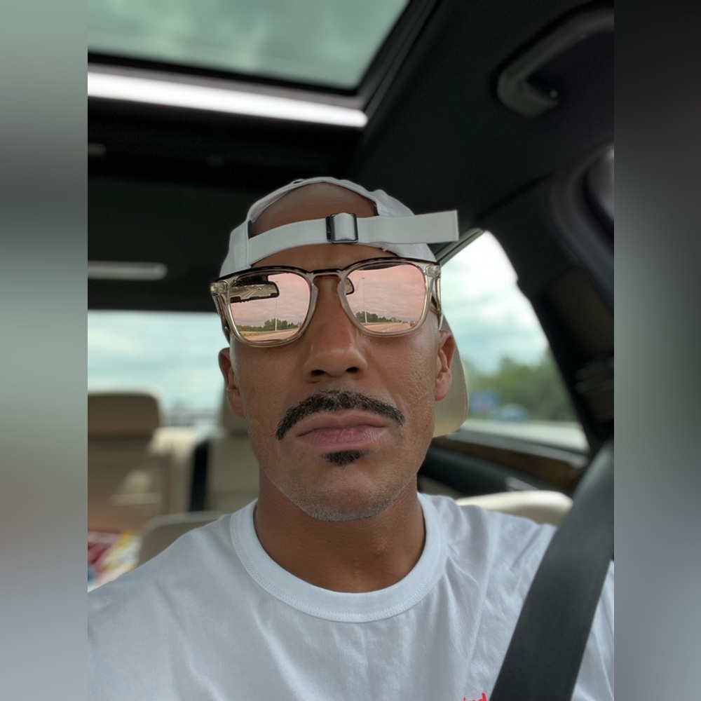 Meet your Posher, Michael